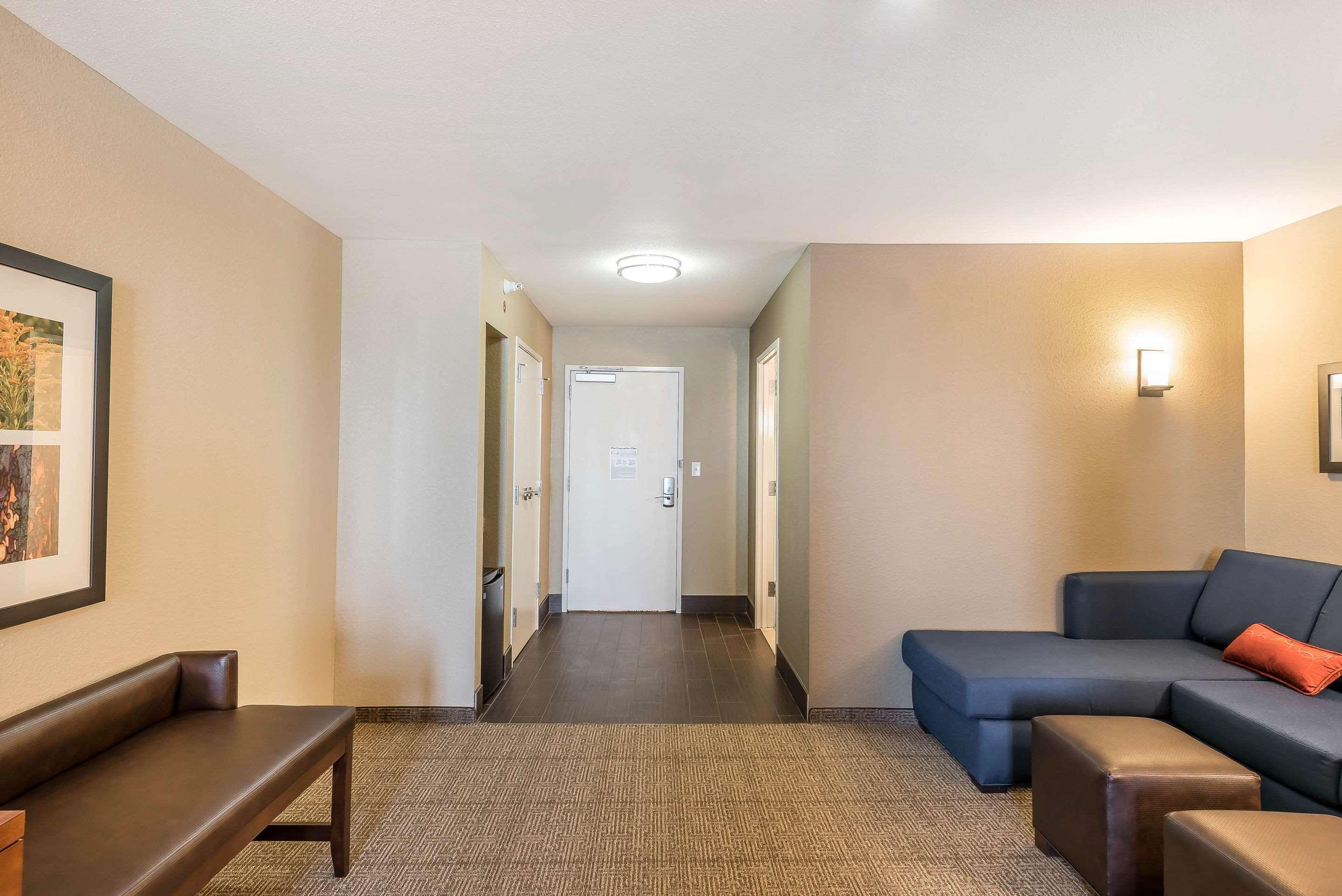 Comfort Inn & Suites Sidney I-80 Exterior photo