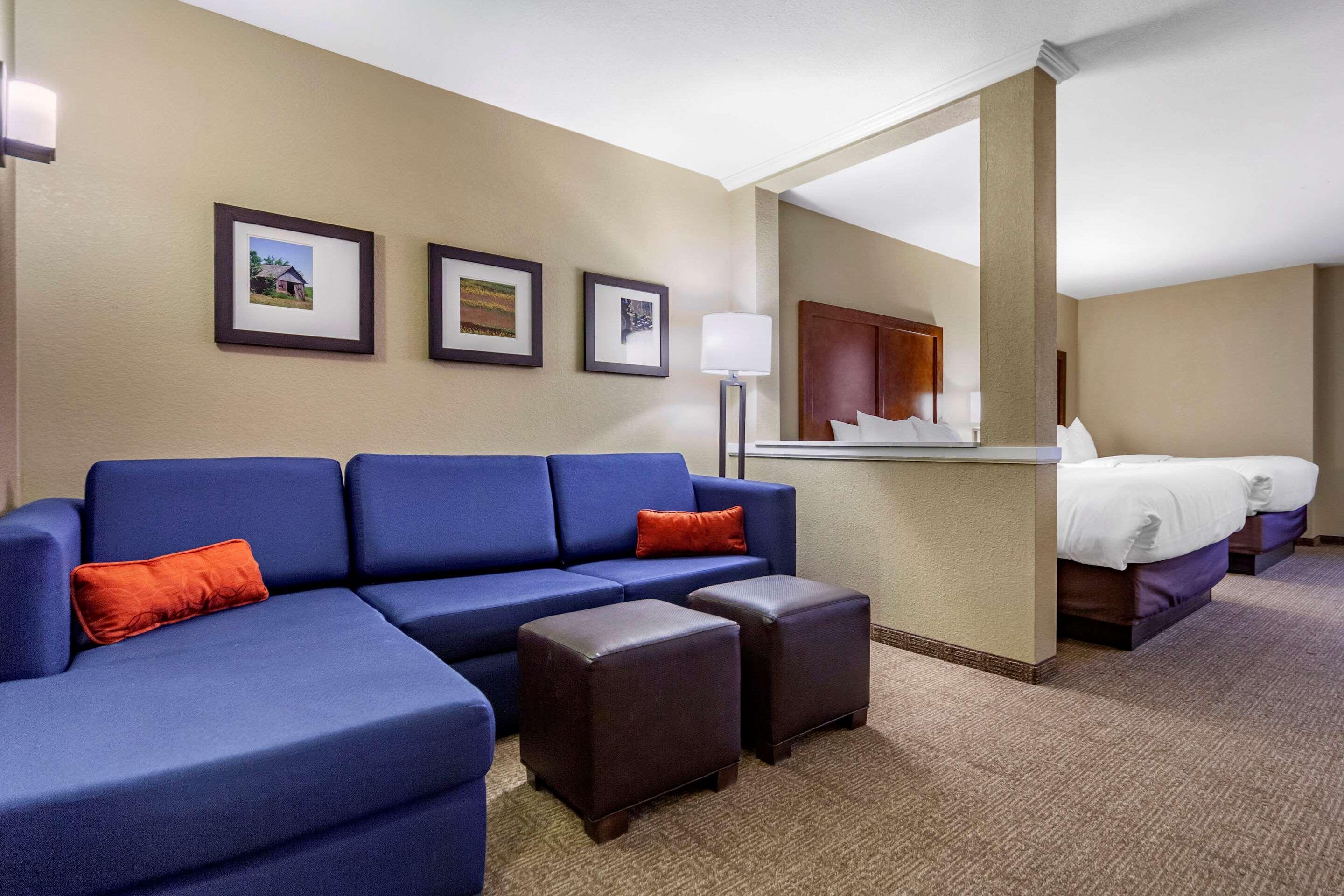 Comfort Inn & Suites Sidney I-80 Exterior photo