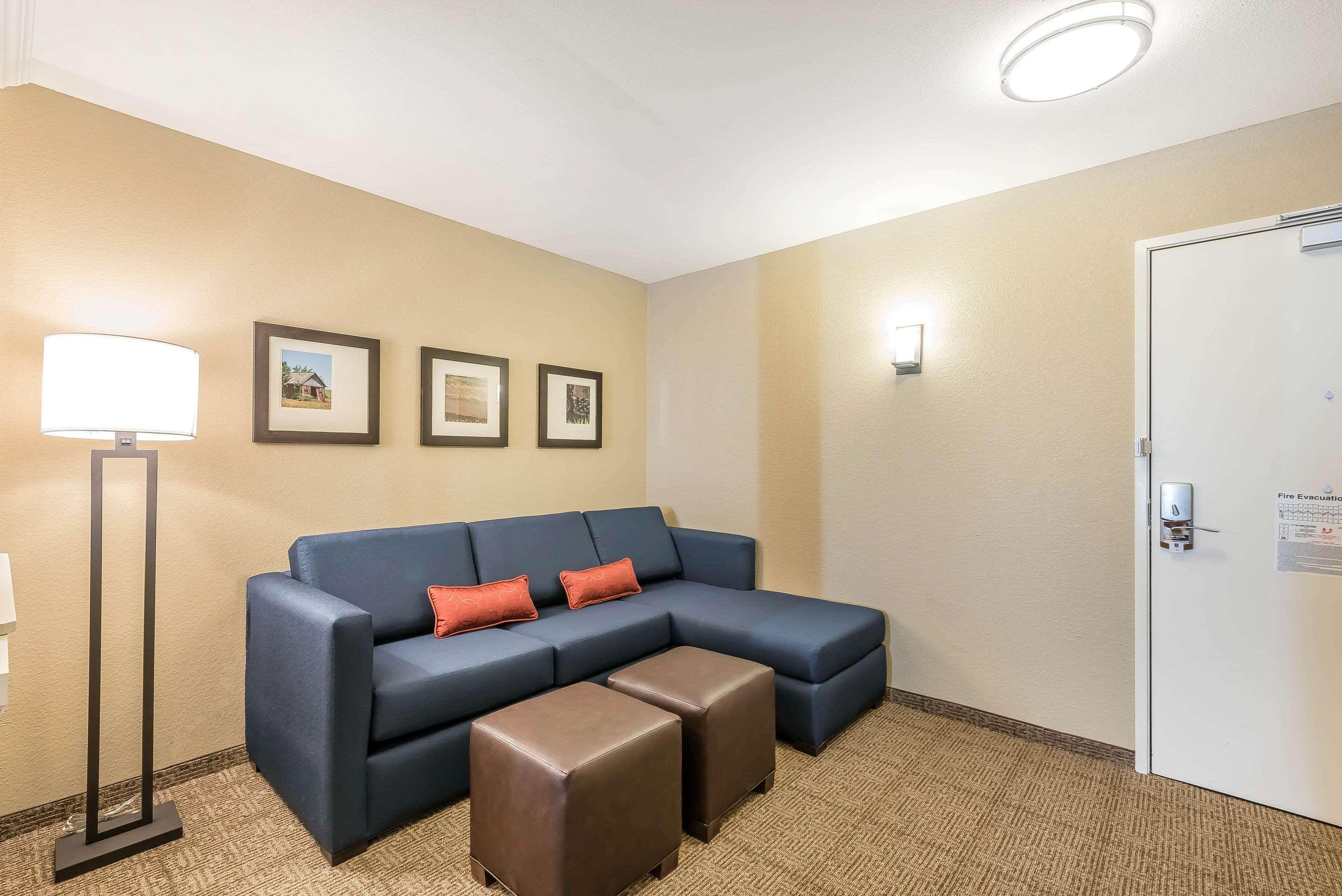 Comfort Inn & Suites Sidney I-80 Exterior photo