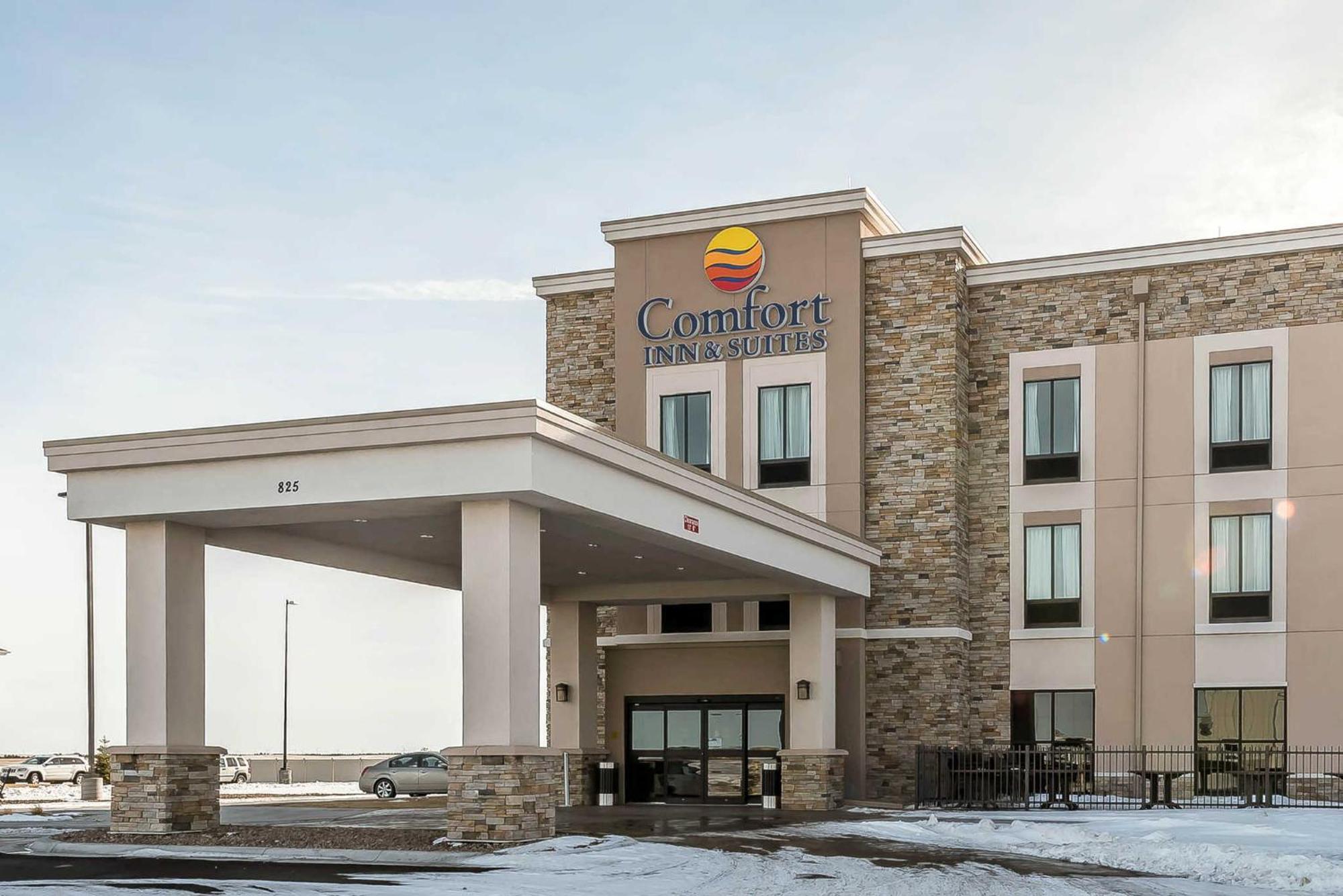 Comfort Inn & Suites Sidney I-80 Exterior photo